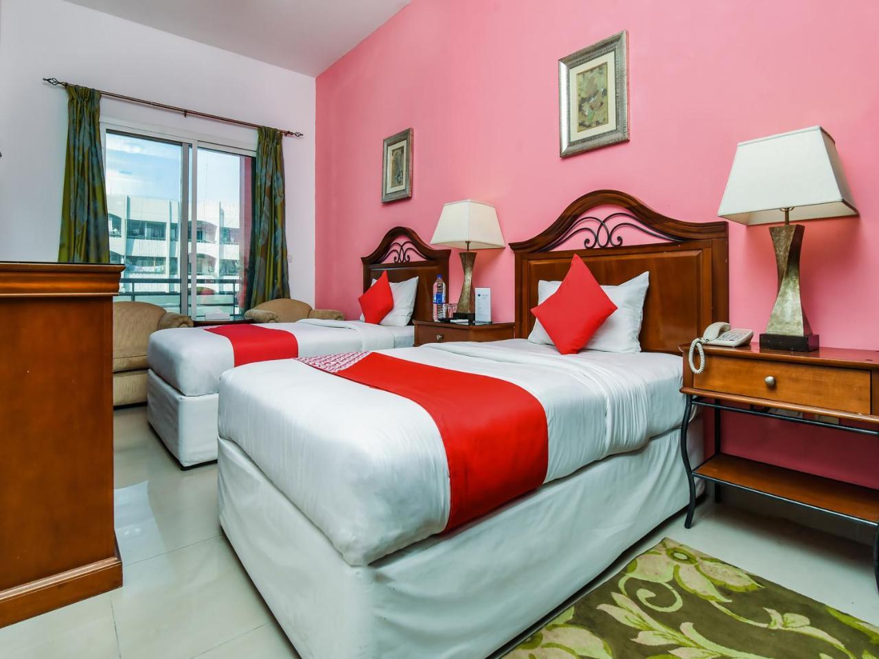 Oyo 138 Empire Hotel Apartments ドバイ エクステリア 写真