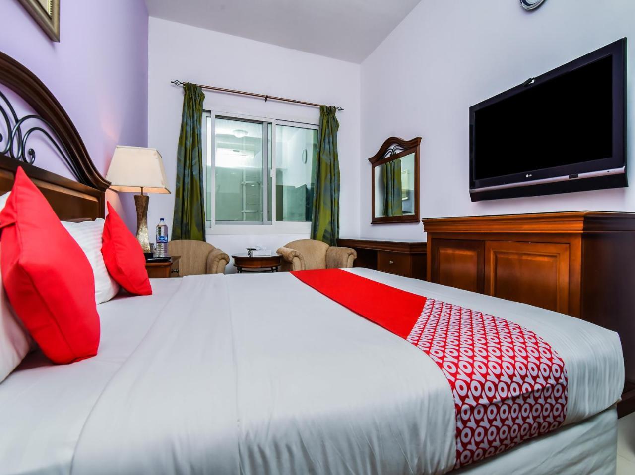 Oyo 138 Empire Hotel Apartments ドバイ エクステリア 写真